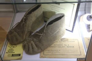 Dereel-History-Group=Display