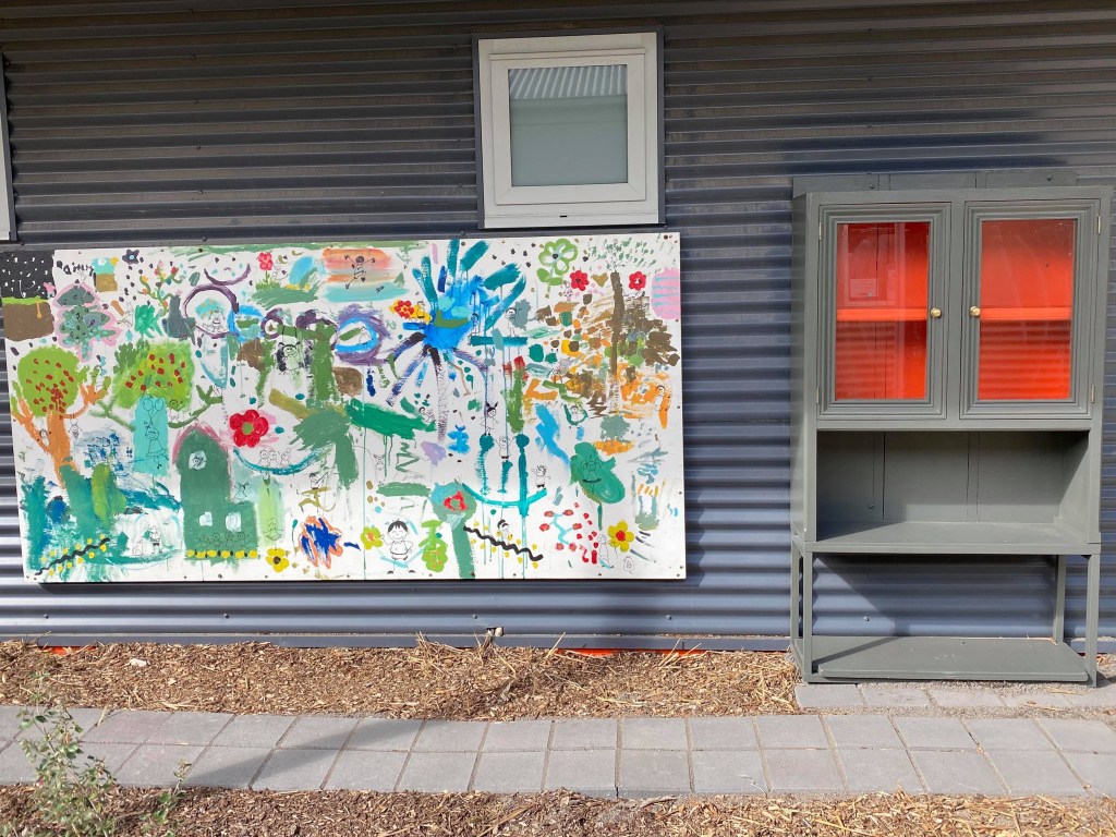 New Shelves: Book Swap and Food Is&nbsp;Free